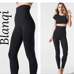 Blanqi everyday high waisted postpartum leggings. Black, size small